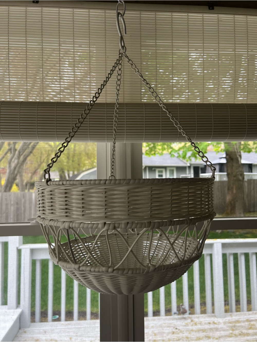 White Wicker Hanging Basket - Decorative Home Accent, set of 2